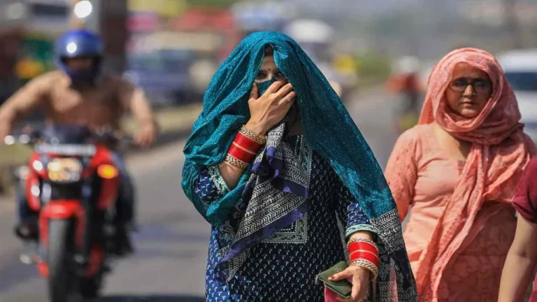 Weather Update - हरियाणा में बेकाबू गर्मी और जानलेवा उमस, अब राहतभरी बारिश की उम्मीद