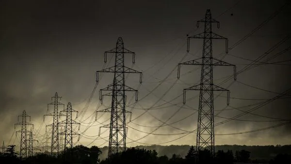 Power Cut Alert: आज कहां-कहां कटेगी लाइट? UPPCL ने District-wise लिस्ट की जारी